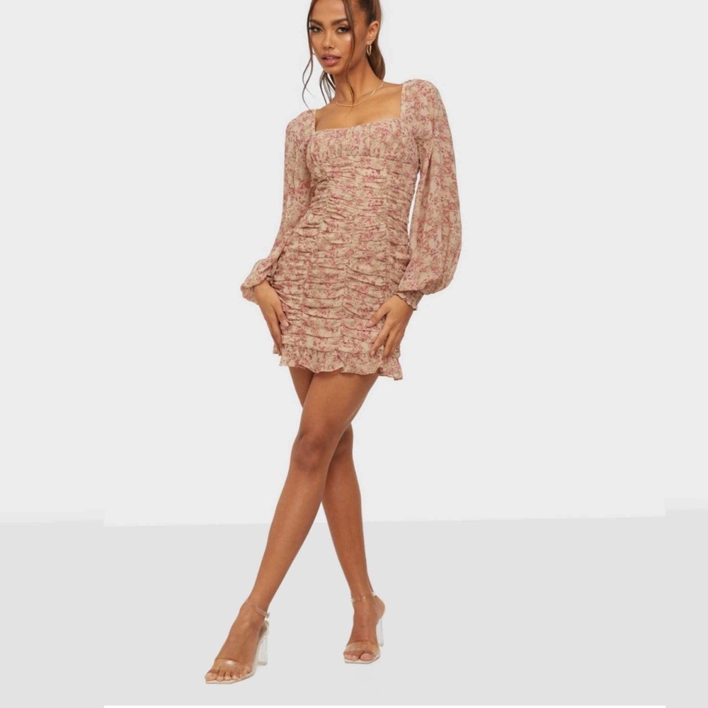 Kiss The Sky Danbury Mini Dress Size L
